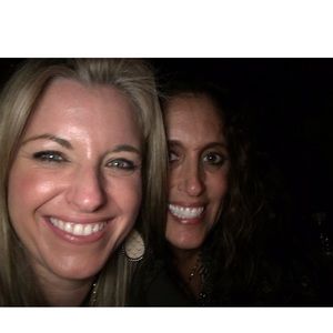 Meet your Posher, Dana